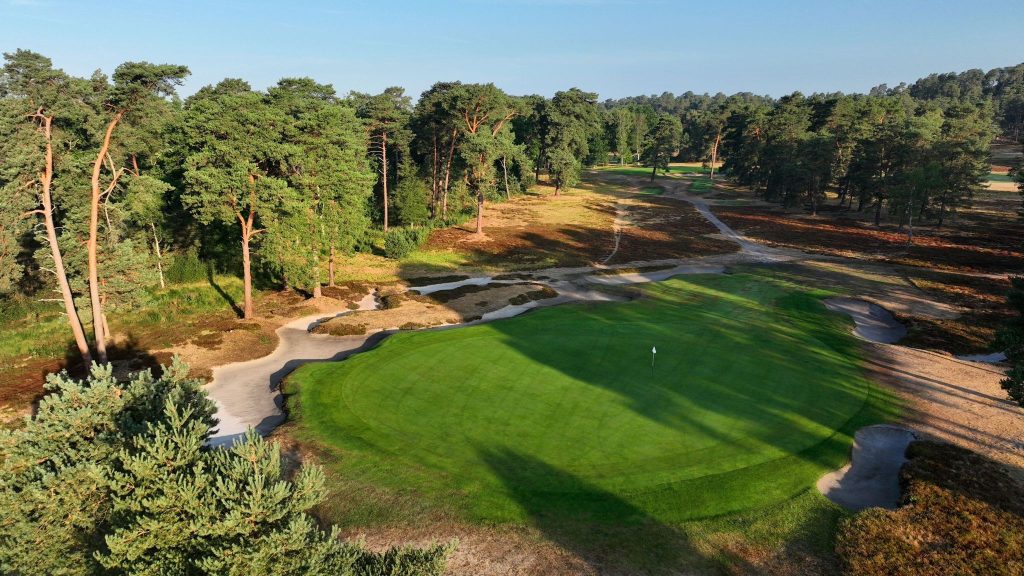 Tom Simpson shaped 20th-century golf architecture